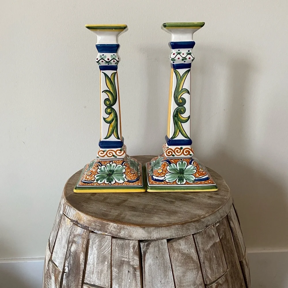 Williams Sonoma beautiful pair