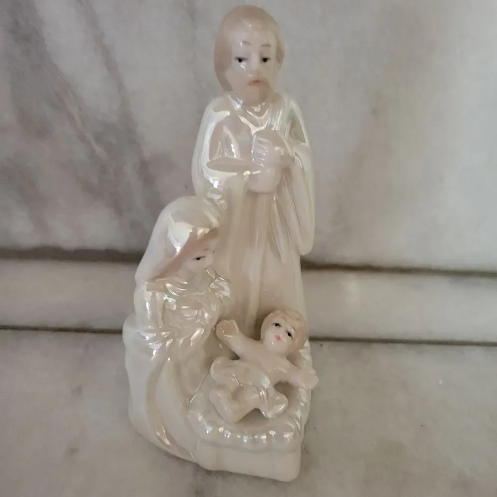 Pier 1 Holy Family Porcelain Figurine Christmas Holiday Decor