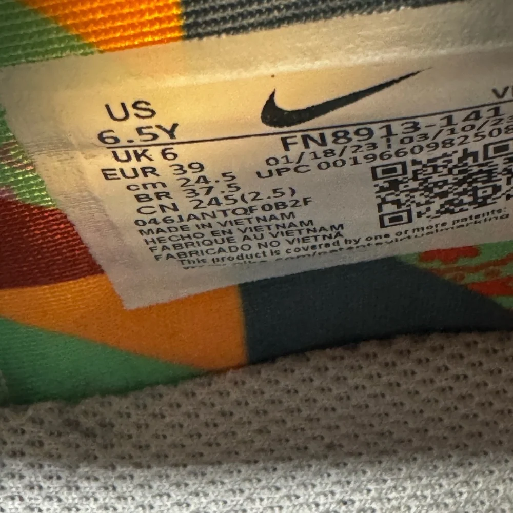 Nike pre loved