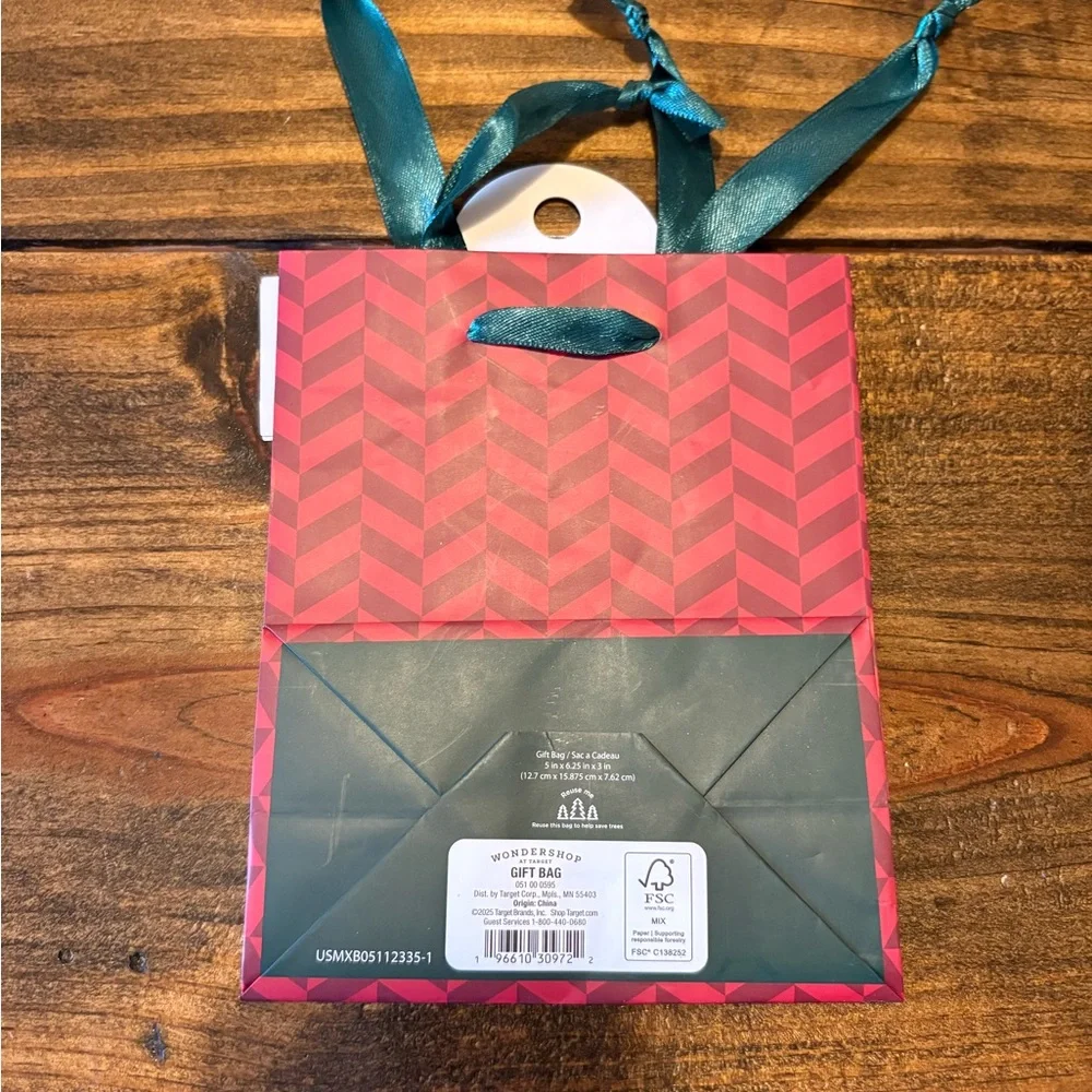 Wondershop Red and Green Gift Bags