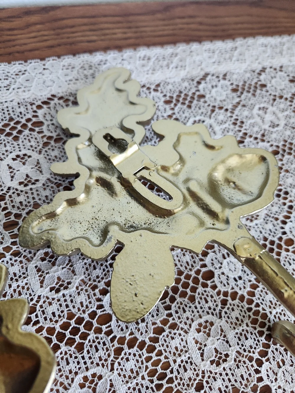 N/A decorative gold
