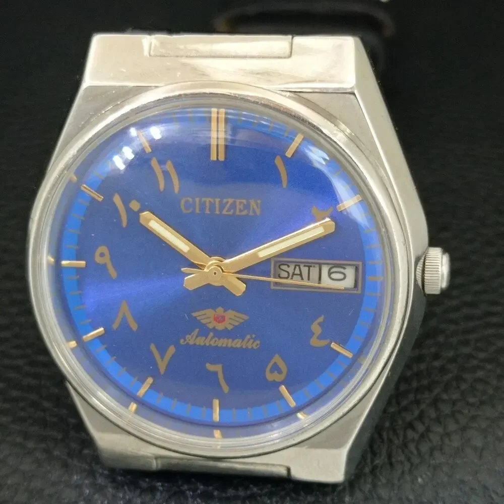 Vintage 1975 Citizen Automatic Mens Silver Watch W/daydate & Gold accents