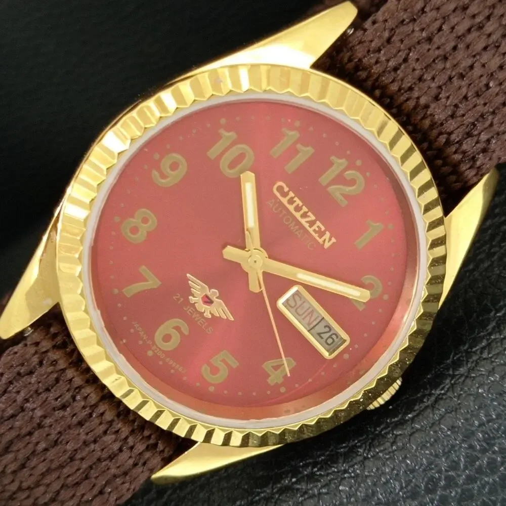 Vintage 1978 Citizen Automatic Mens Gold Watch W/daydate & Red accents