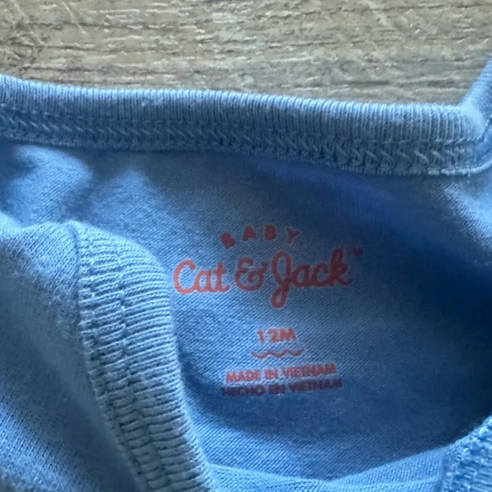 CAT & JACK | 12‎ month onesie blue bear bodysuit short sleeve baby boy