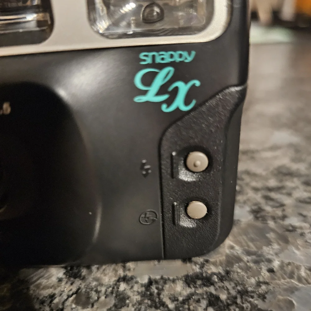 Canon flashes when