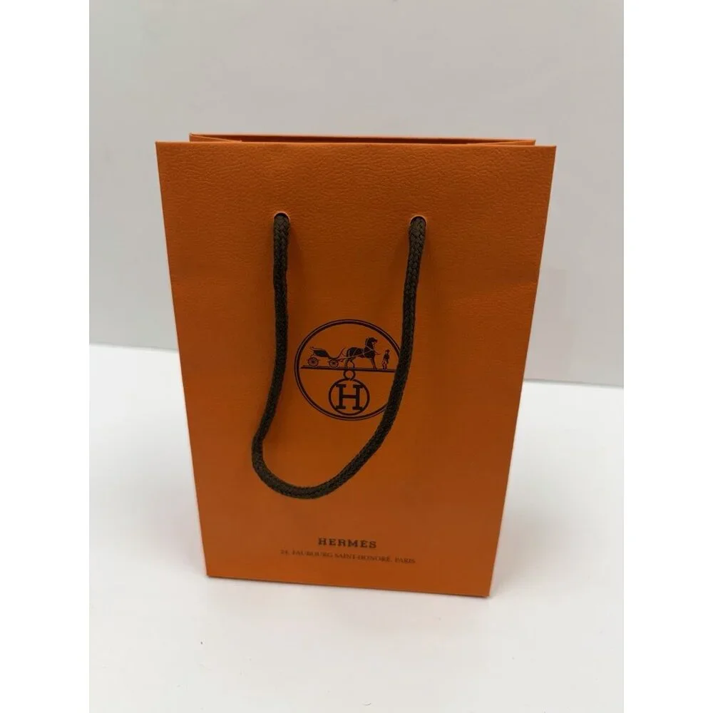 HERMÈS product empty