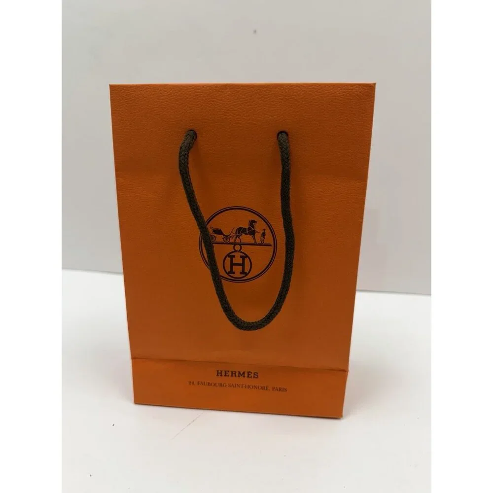 HERMÈS product empty