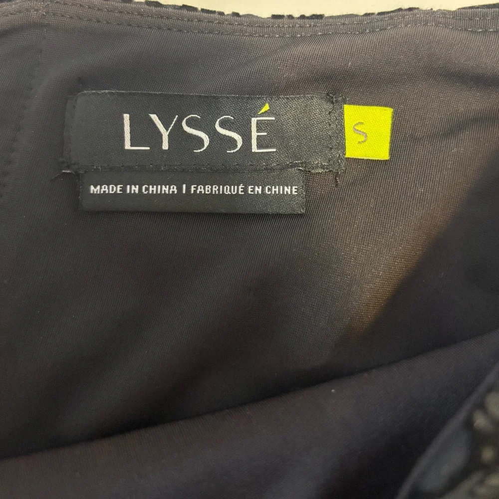 Lysse brocade flocked