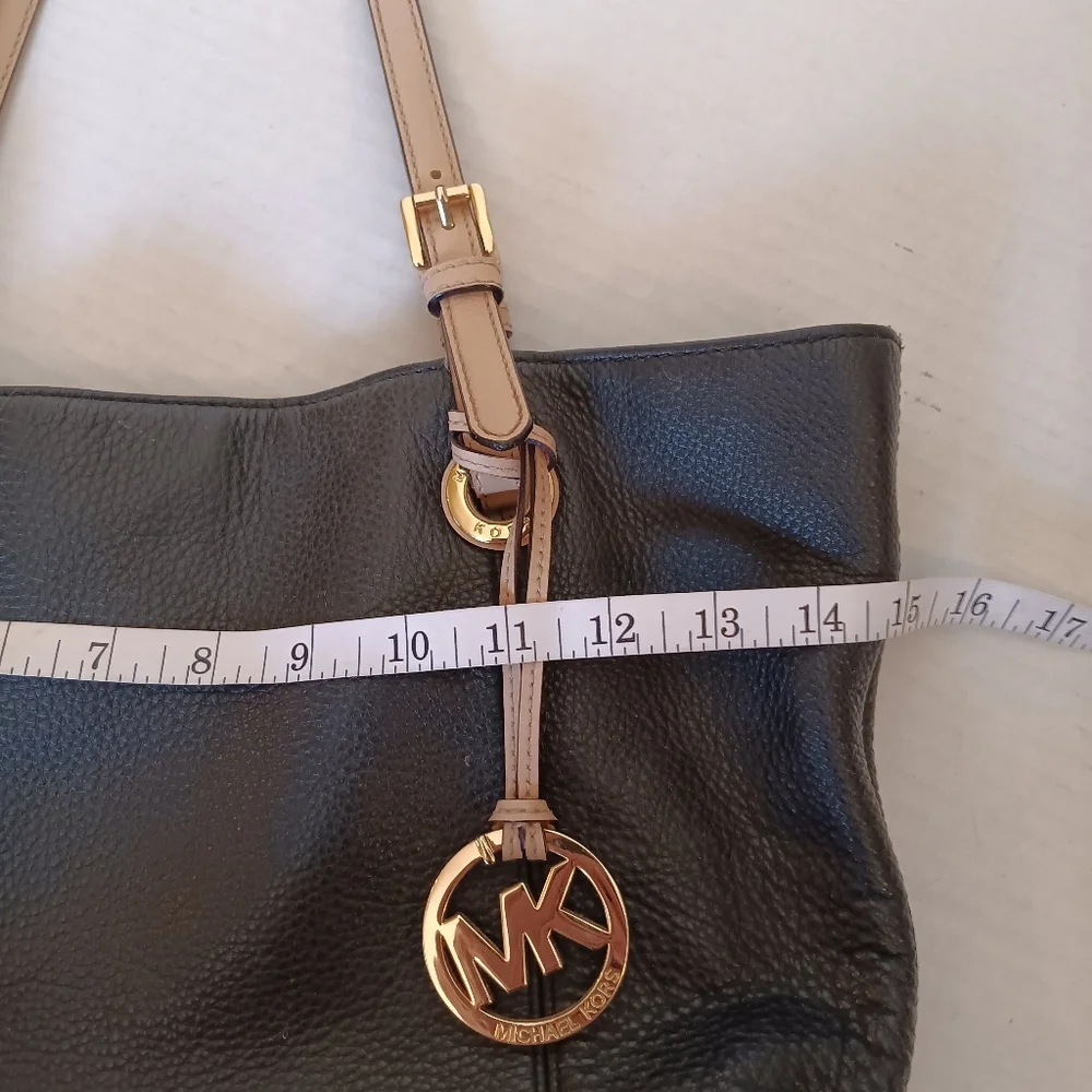 Michael Kors Black and Tan Leather Tote Bag 15