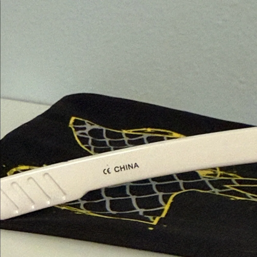 Under Armour frame features