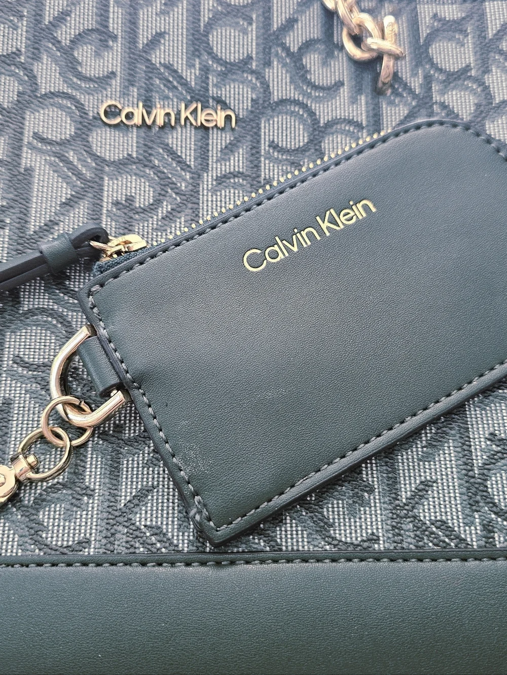 Calvin Klein calvin klein