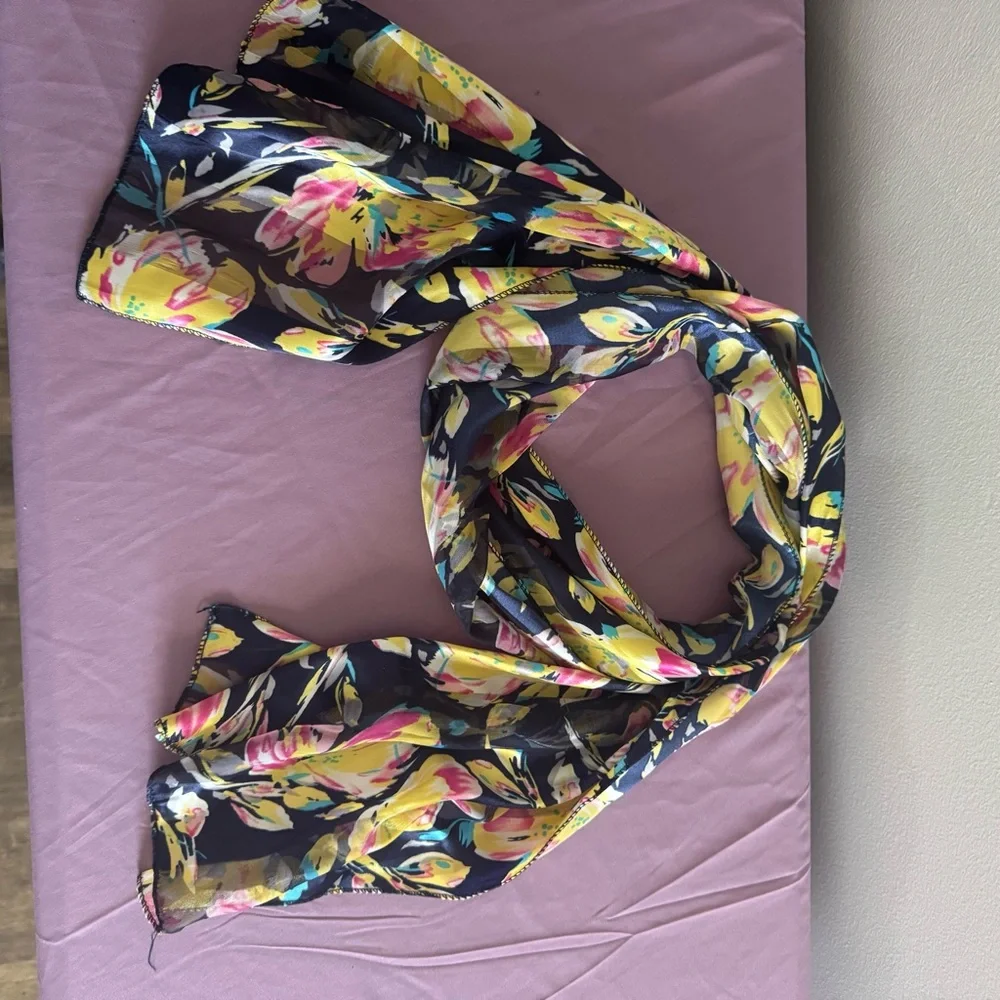 Vintage lightweight scarf