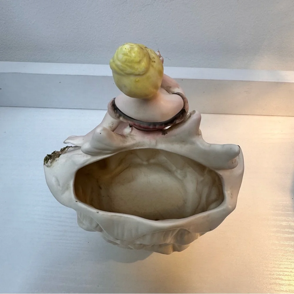 Vintage delicate figurine