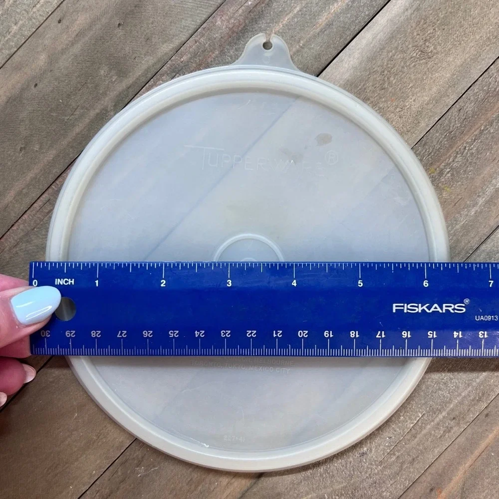 Tupperware round clear