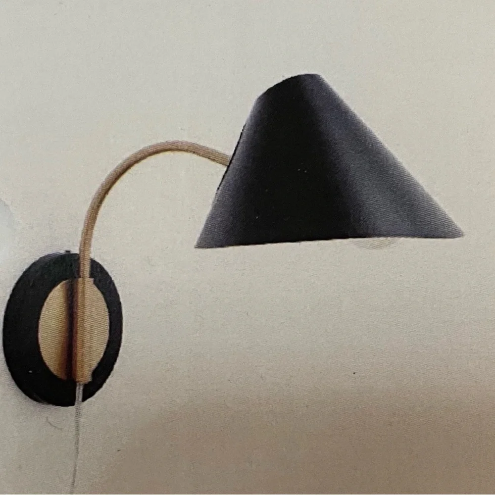 NIB New West Elm Modern Mid Century Black with Antique Brass Accents Wall Sconce