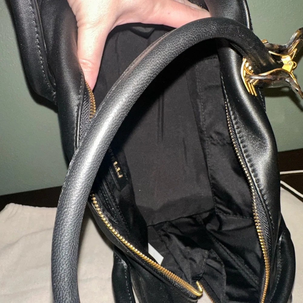 Steve Madden classic black