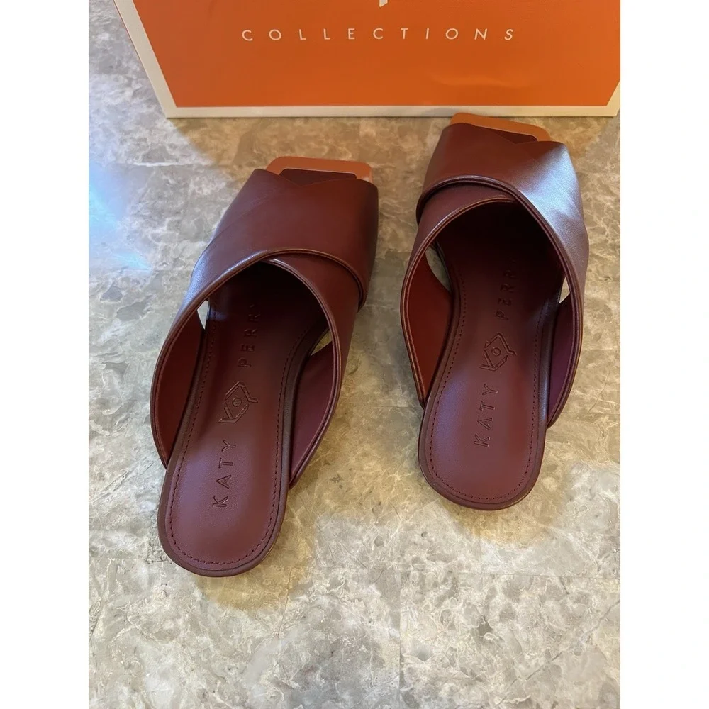 Checked In Slide Sandal Shoe Cranberry Soft Textured Faux Nappa NEW Size 6 Women