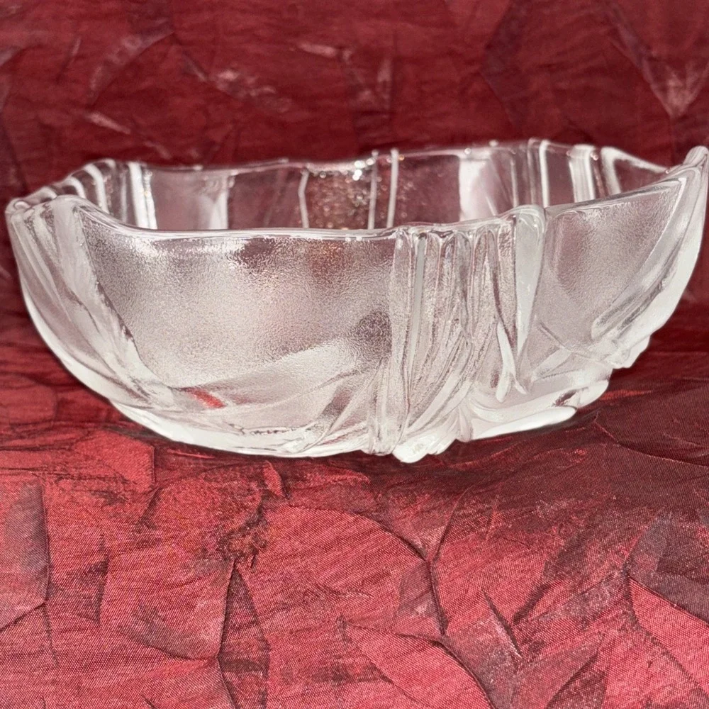 Vintage Walther Mikasa Crocus Flower Crystal Decorative Bowl Candy Dish Germany