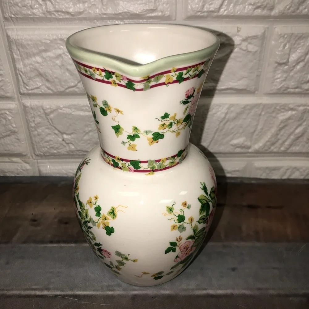 Laura Ashley vintage laura