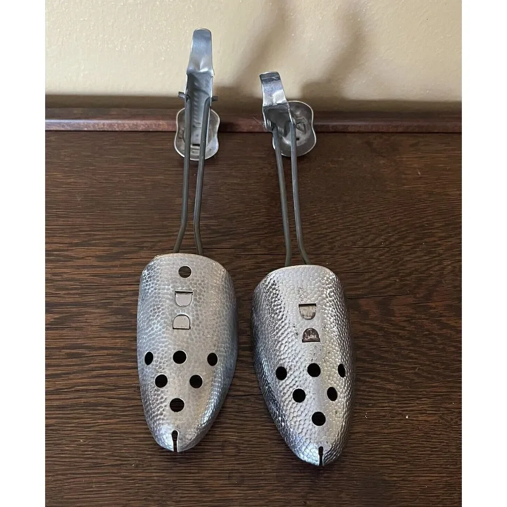 Vintage Hammered Metal‎ Adjustable Shoe Tree Stretcher Shaper Keeper Insert Set