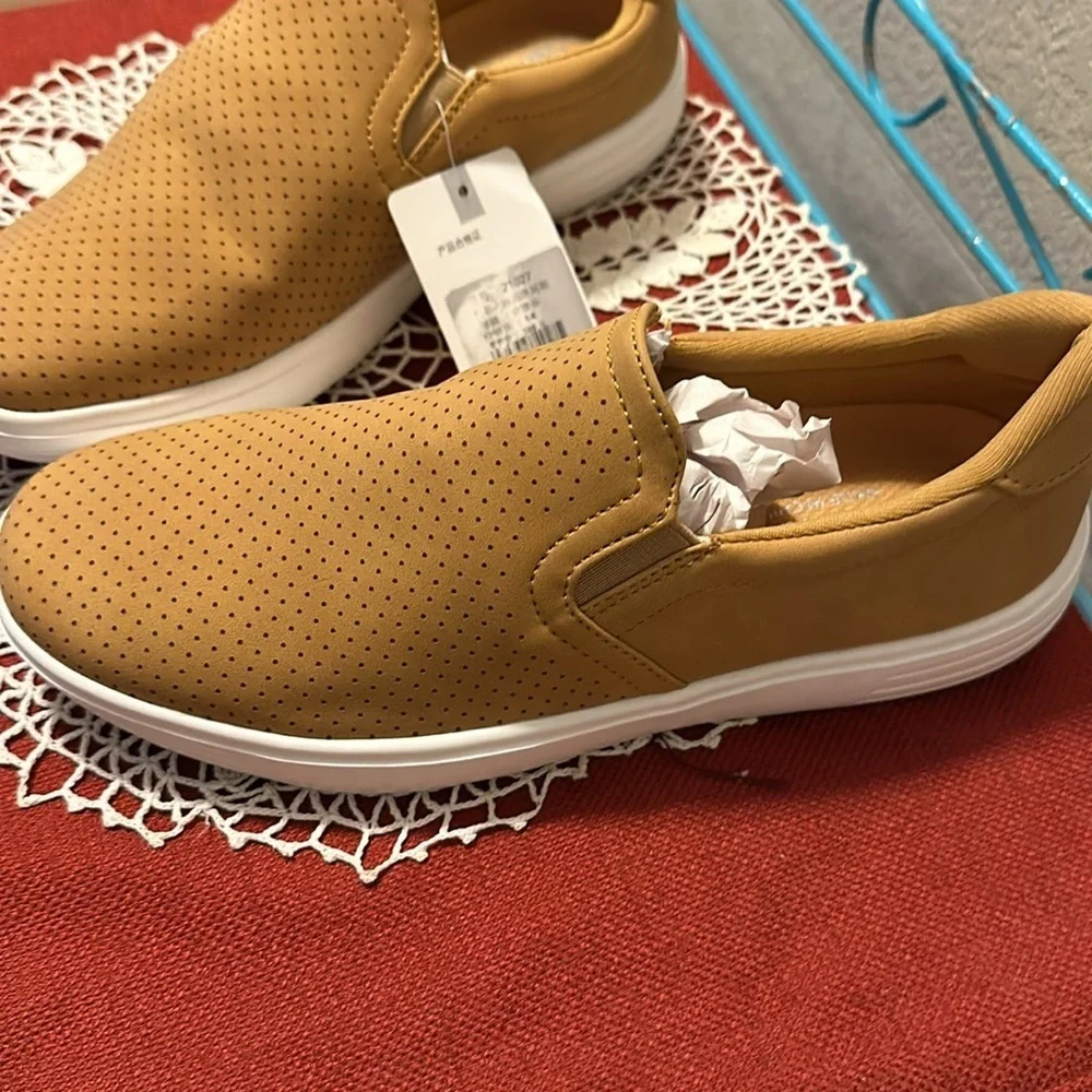 N/A nwt slip