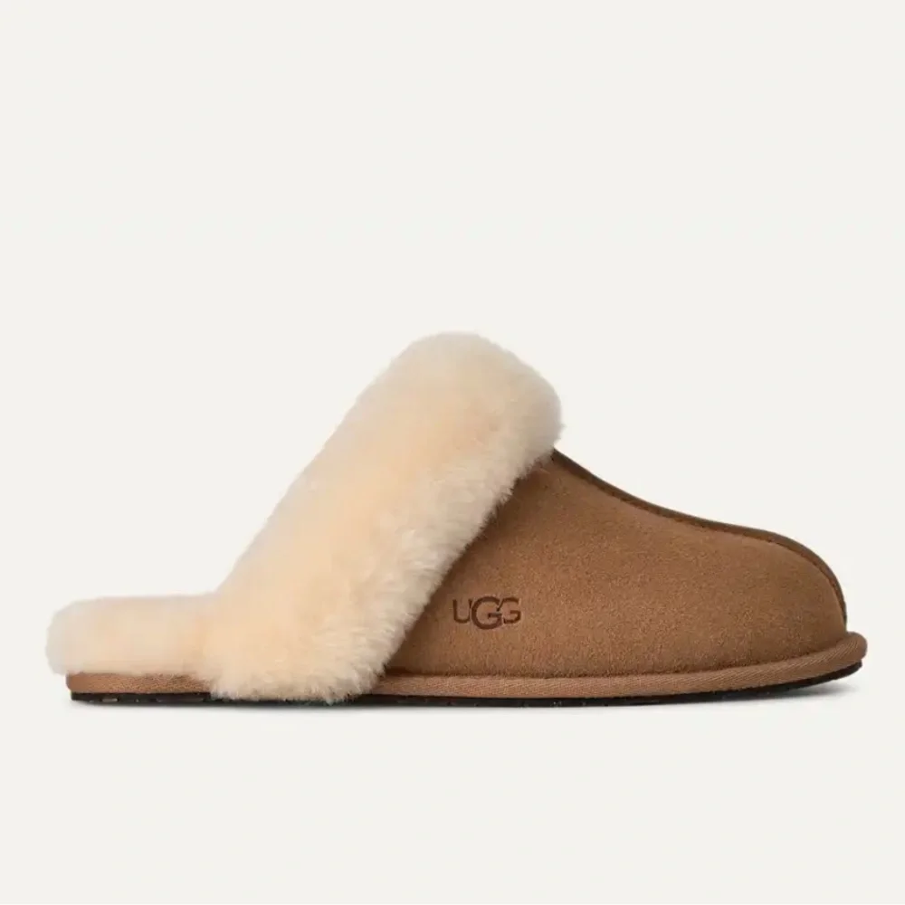 UGG Scuffette 2 Chesnut Slip On Slippers Girls Size 3