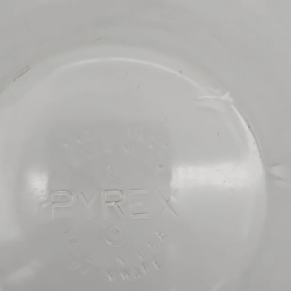 Pyrex clear round
