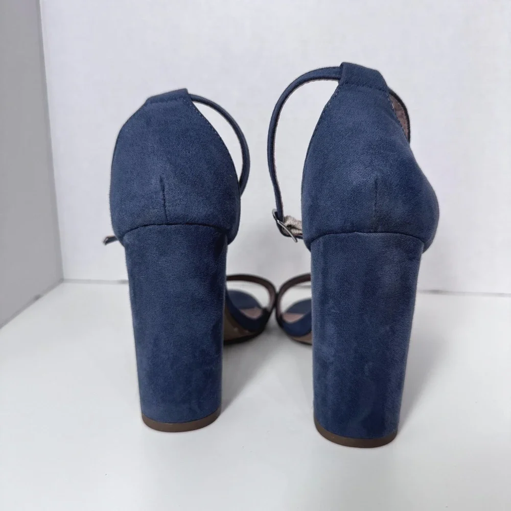 Charlotte Russe charlotte russe