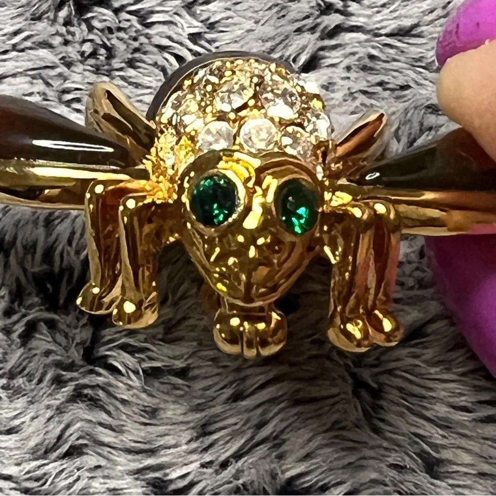 Joan Rivers Amber Resin and Crystal Bee Pin