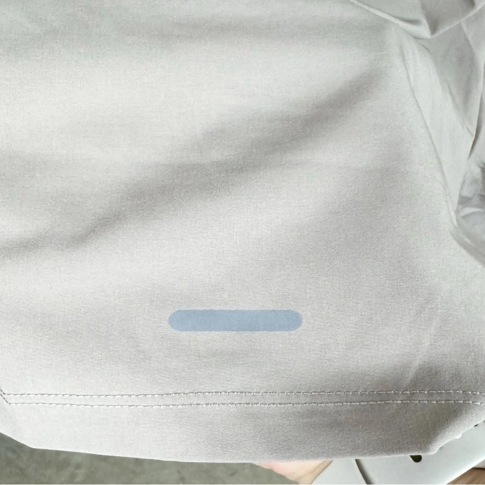Fabletics light gray