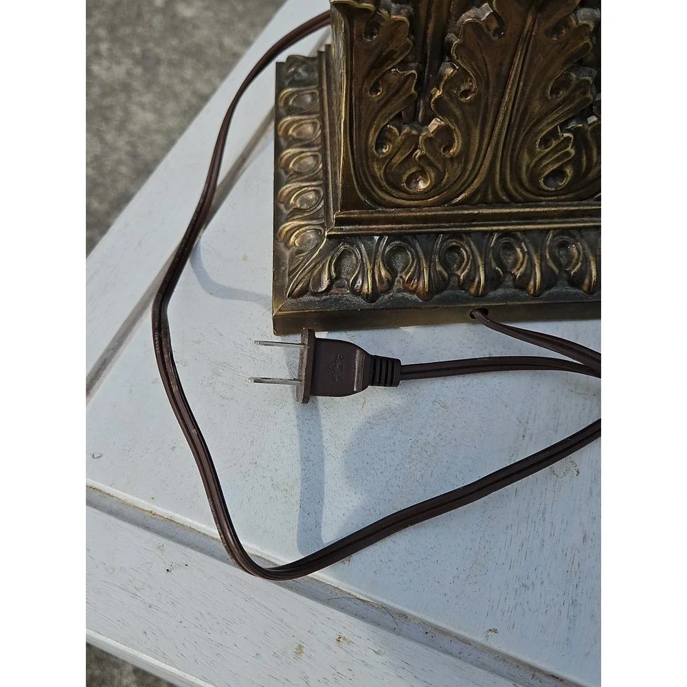 Leviton brand style lighting