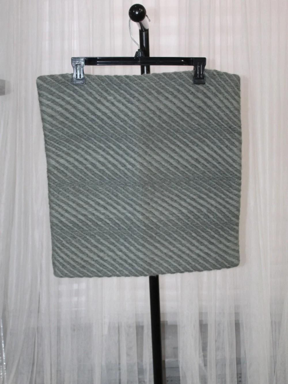 Williams Sonoma Diagonal Wool Blend Stripe Pillow Cover. Sz. 20