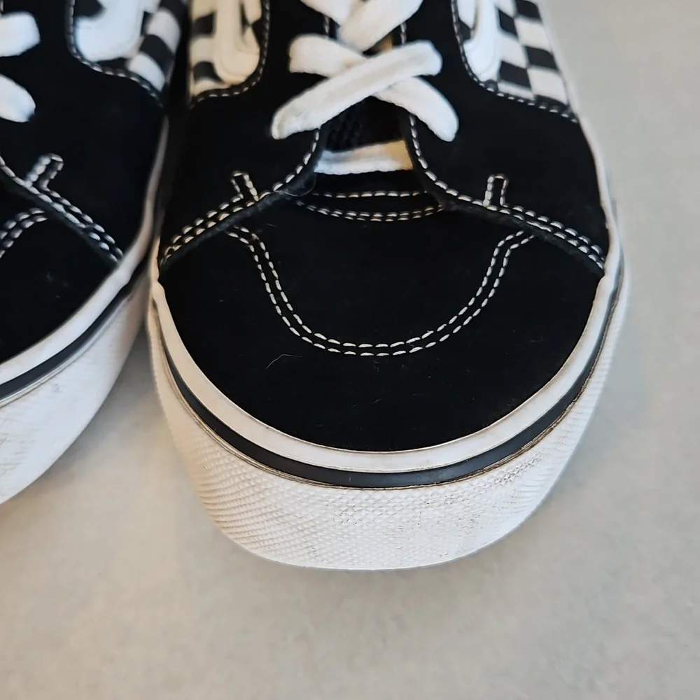 Vans pre owned