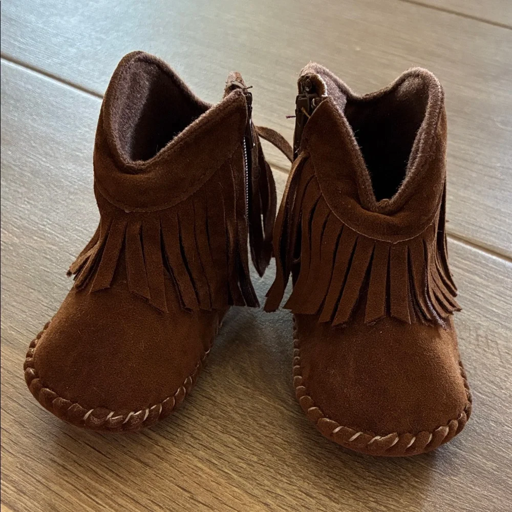Infant Size 2 Brown Fringe Boots