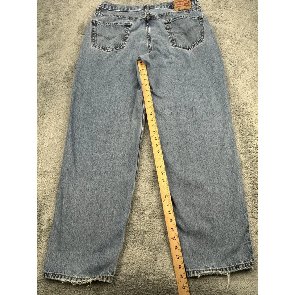 Levis levis 560
