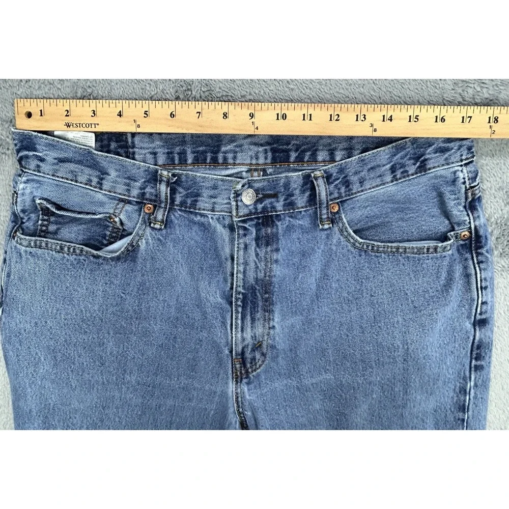 Levis levis 560