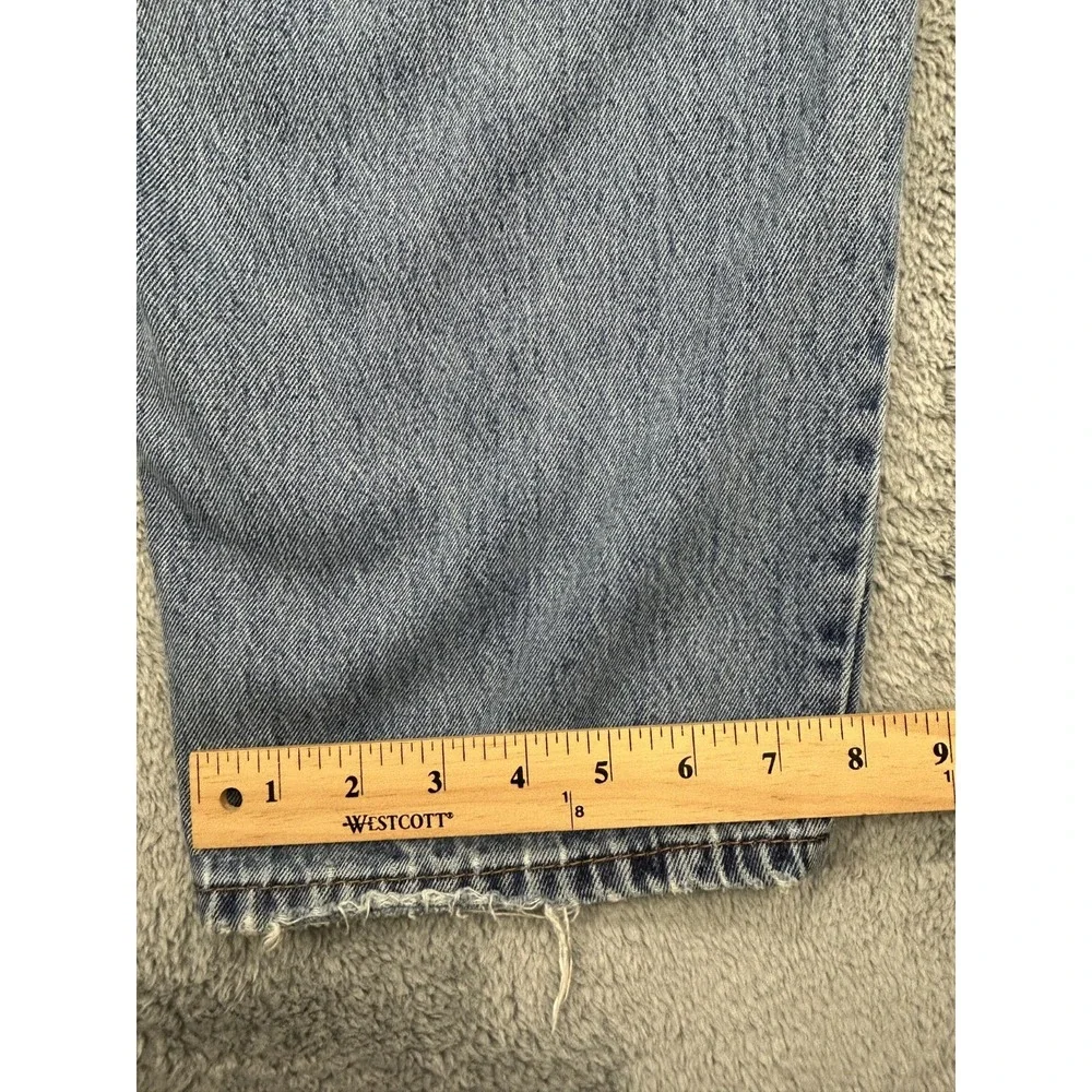 Levis levis 560