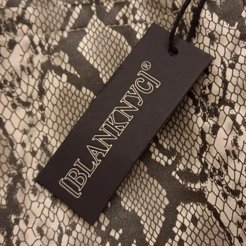 Blank NYC nwt adorable