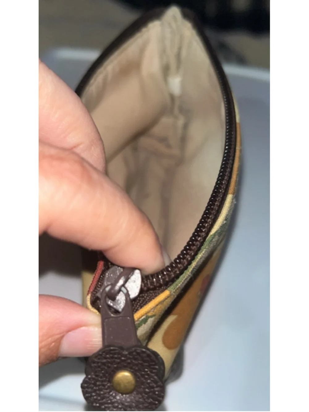 Unbranded this pre