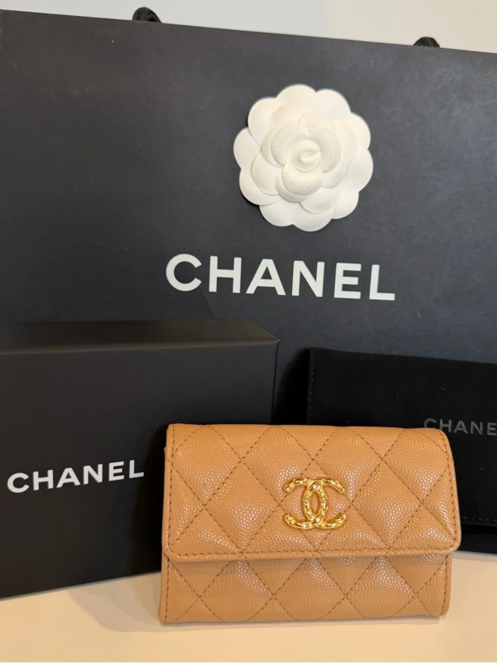 CHANEL classic quilted