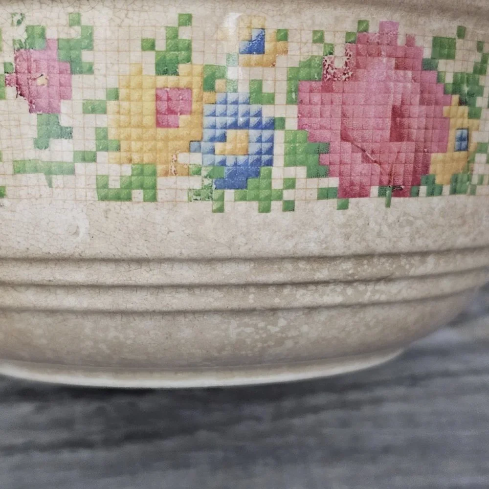 Harker Hotoven 1930s Vintage Pottery Serving Petit Point Floral Mixing Bowl Set