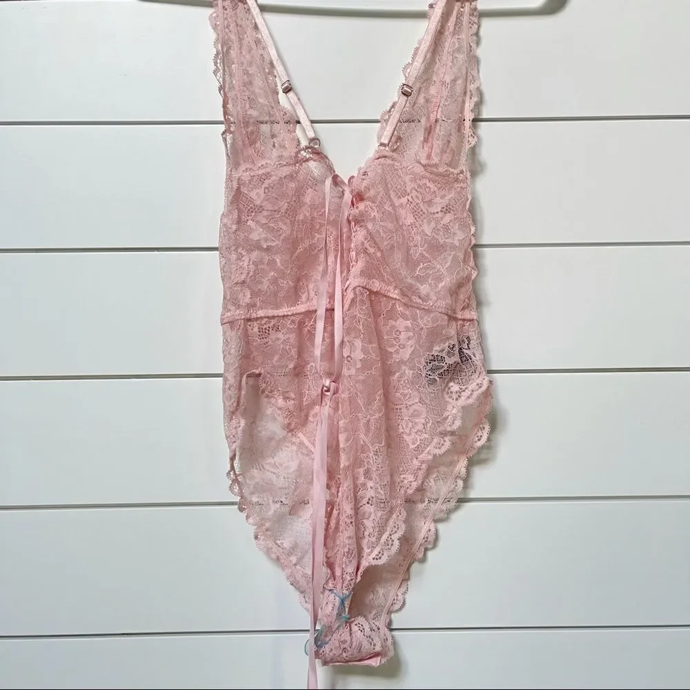 NWOT ASOS Lace bodysuit With Lace Up Back size 6