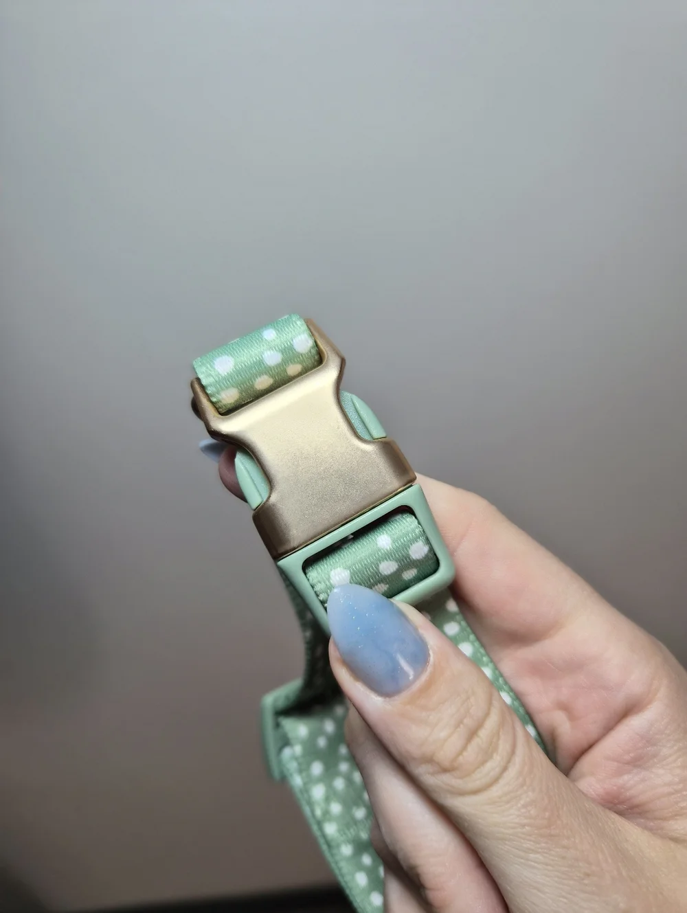 N/A mint green
