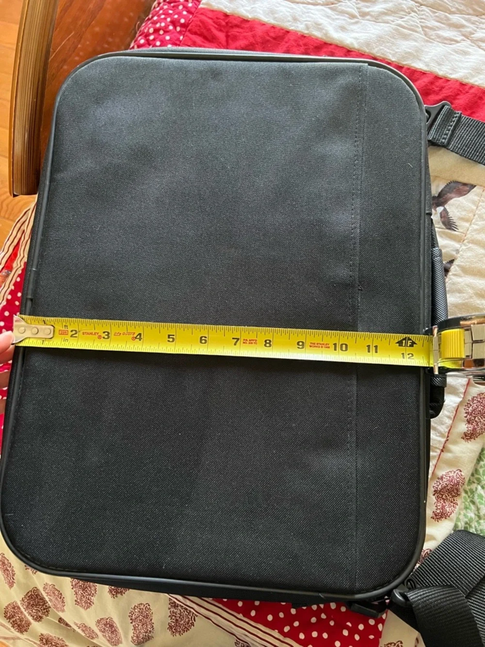 Case Logic sleek black