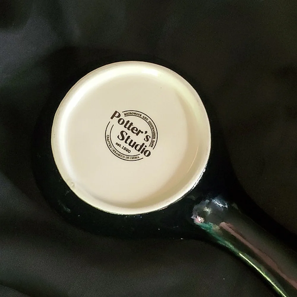 N/A white spoon