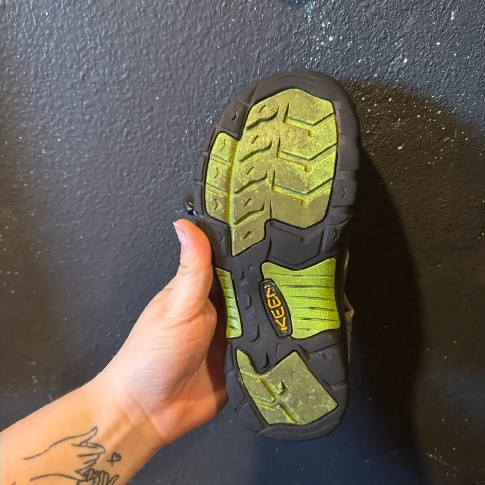 Kids Keen Outdoor Waterproof Adventure Sandals - Gray, Green and Black