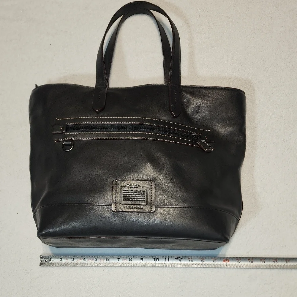 Coach elegant black