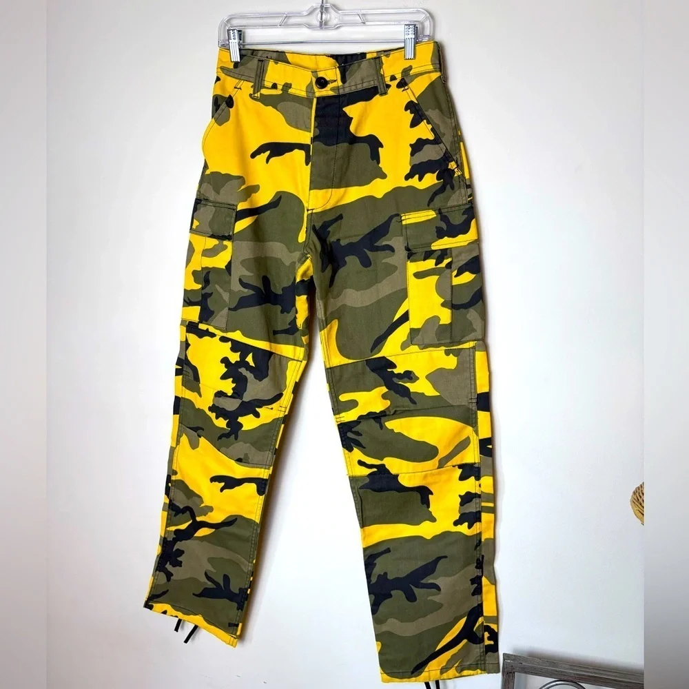 Unisex Camouflage Cargo Pants - Yellow and Green