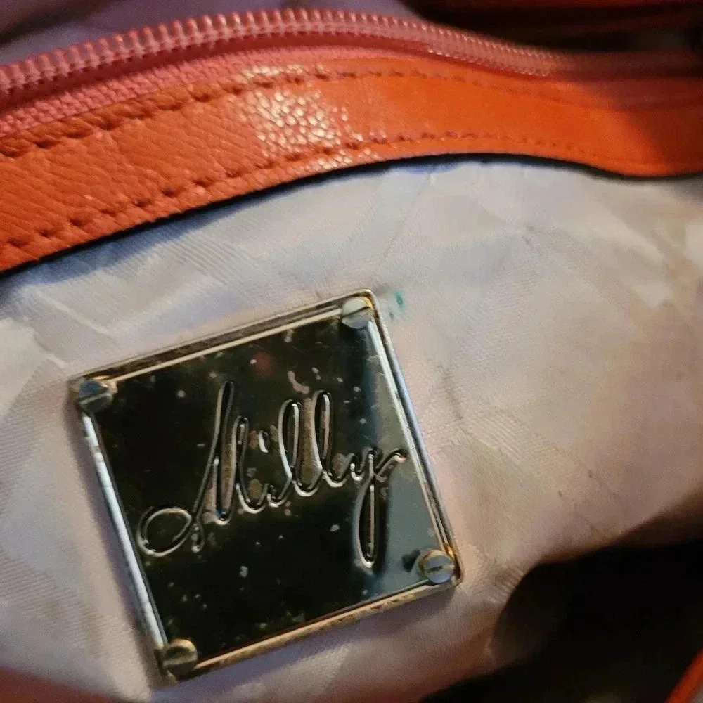 Milly orange soft