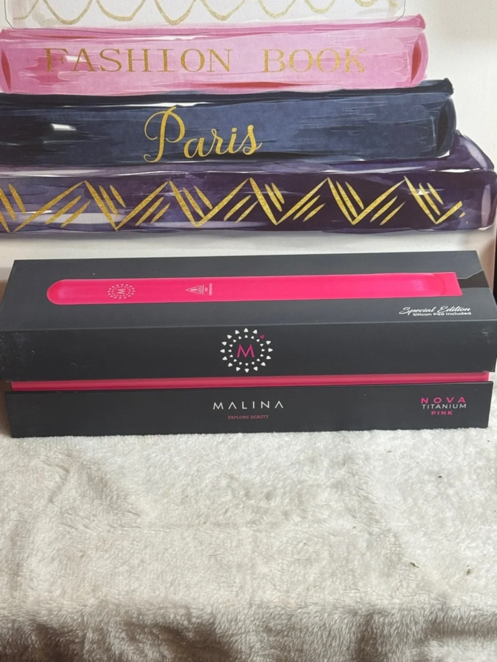 NIB Malina Nova Titanium Pink Hair Straightener